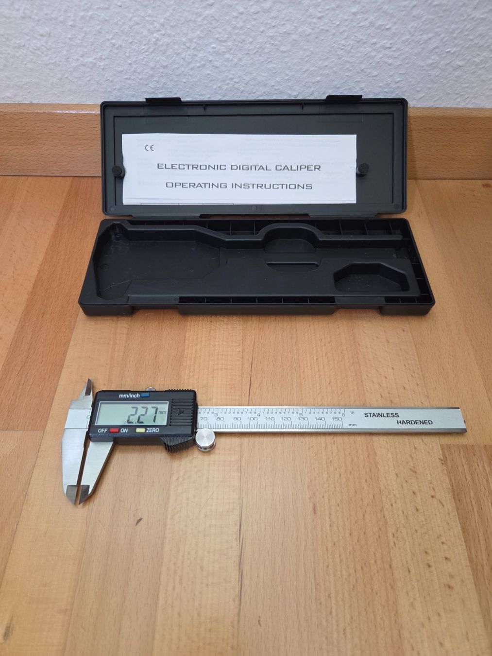 Misurare: digitaler Messschieber 0-150mm – Nuovo (secondo la descrizione) da Wallisellen venduto da SwissTreeDee