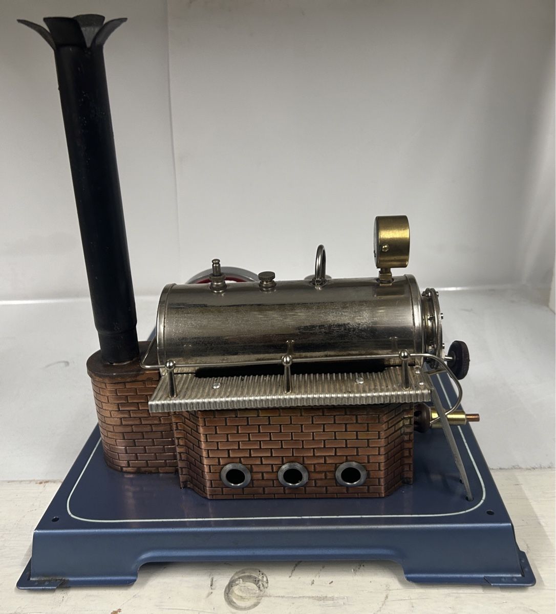 Wilesco Kit di modellismo & Modellini statici: Wilesco D20 mit Gasfeuerung – Usato da Niederscherli venduto da dampfueli 2