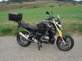 BMW R1250R mit 3100 KM - SC Project - absolut neuwertig -