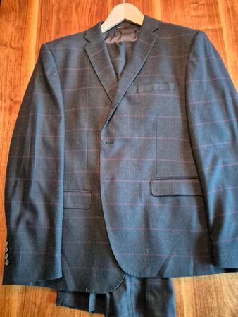 Sartoriale Linea men's suit