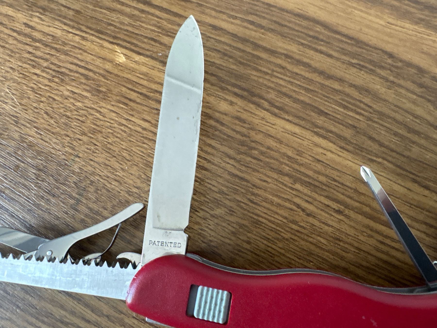 Victorinox Coltelli tascabile: VICTORINOX - Outrider red - Sackmesser – Usato da Andwil SG venduto da Rainboli 6