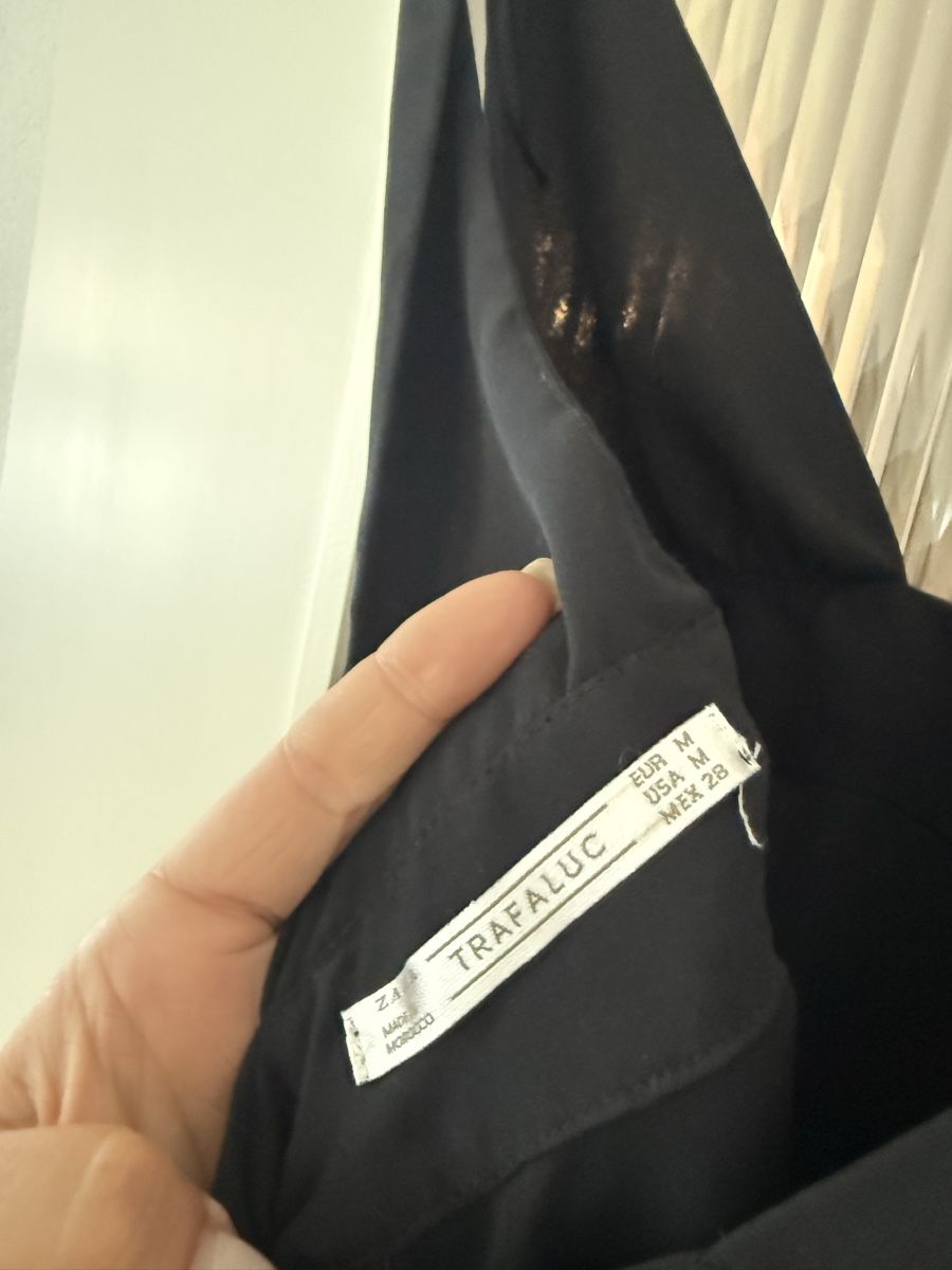Zara Tops: Zara Trafaluc Top schwarz Grösse M – D'occasion à Zumikon par naiischoen 3