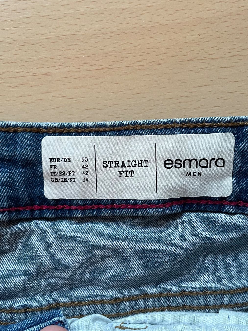 Jeans: Jeans Kurz 4 Stück – Gebraucht aus Wila von Lokelo 1