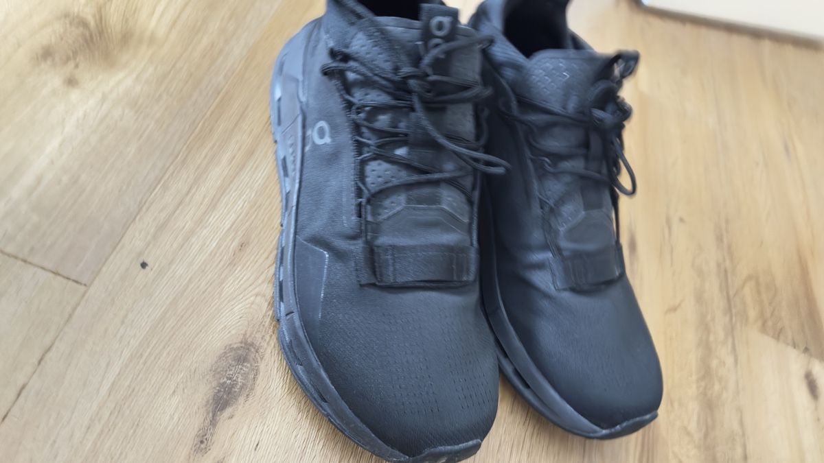 On Herrenschuhe: On Cloudnova 2 CloudTec Speedboard ® All Black Running – Gebraucht aus Kriens von Ileriadiamore 5