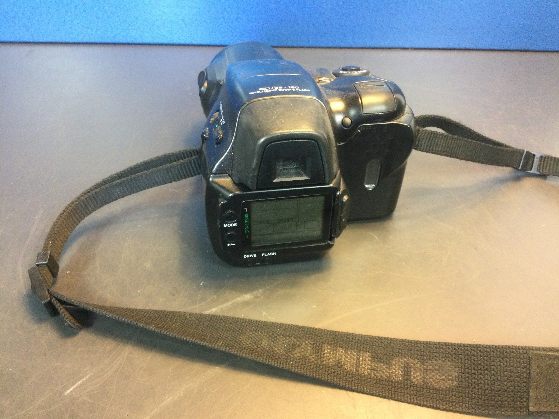 Olympus Fotocamera: Gebrauchte Olympus IS-3000 Digital Kamera – Usato da Wangen SZ venduto da kuriosum12 2