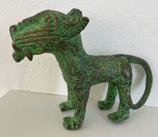 feiner alter Leopard Bronze Benin Höhe 10 cm