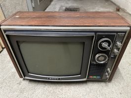 Sony trinitron vintage 1970s
