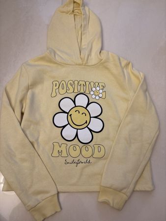 Pull jaune à capuche 146-152