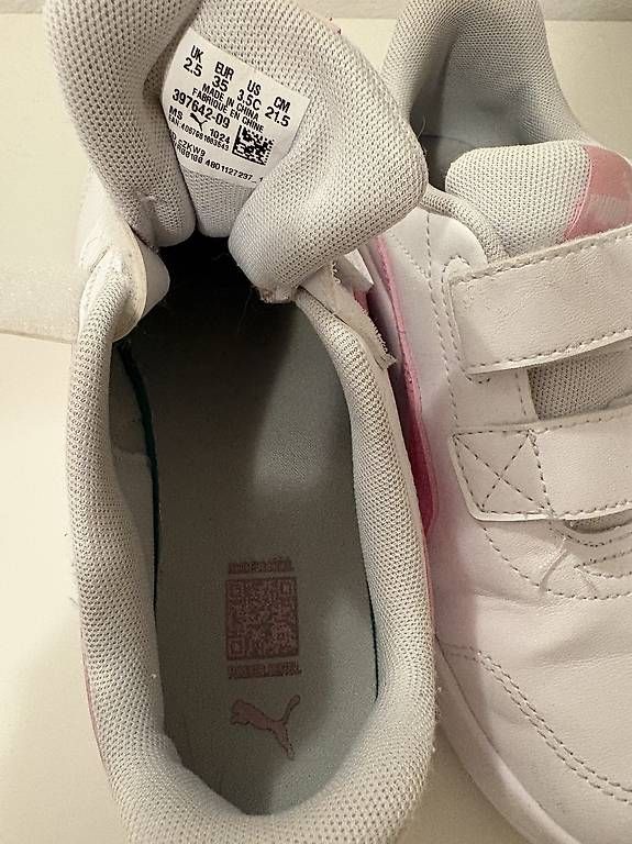 Scarpe per ragazze: Scarpe da ginnastica nr 35 – Usato da Faido venduto da lr1384 2