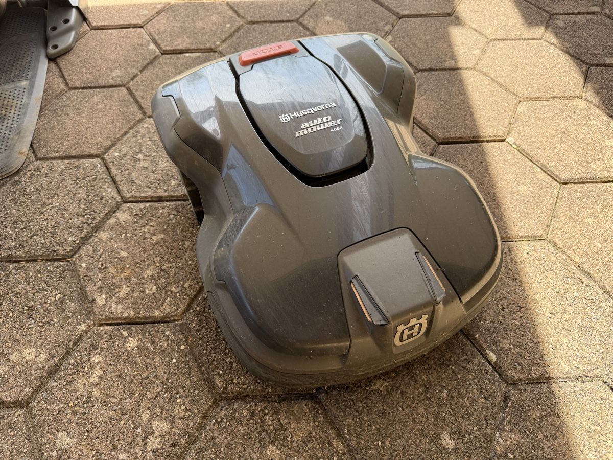 Husqvarna Tagliaerba: Mähroboter Husquarna – Usato da Belp venduto da Elrit 1