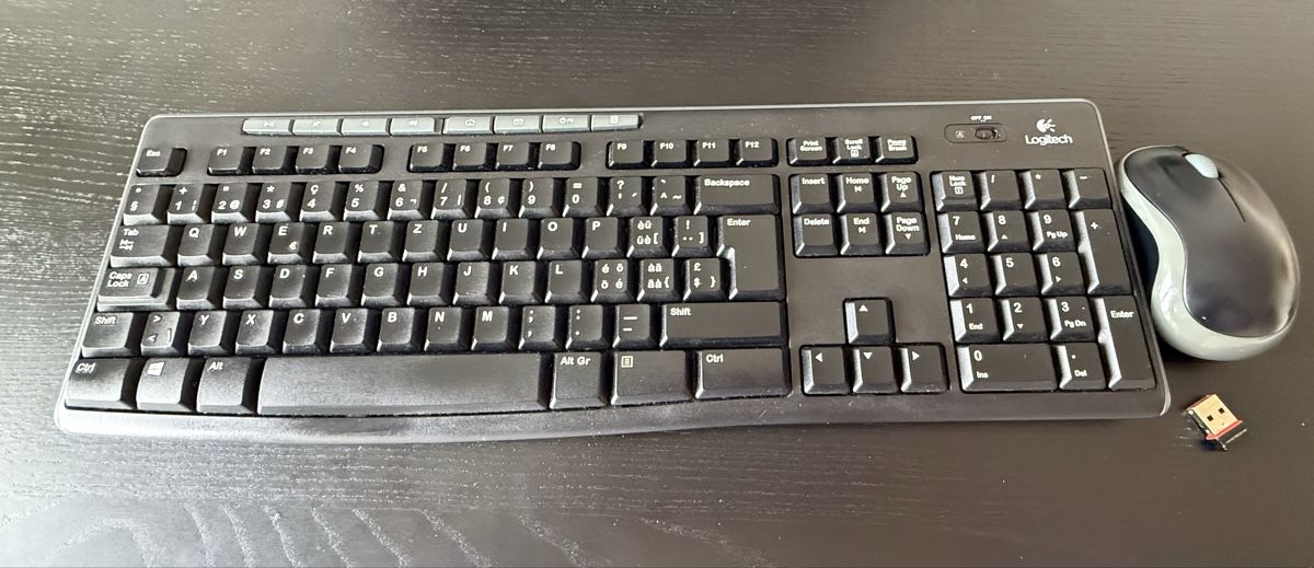 Logitech Tastiere: Logitec Tastatur und maus – Usato da Thalwil venduto da ropejo 5