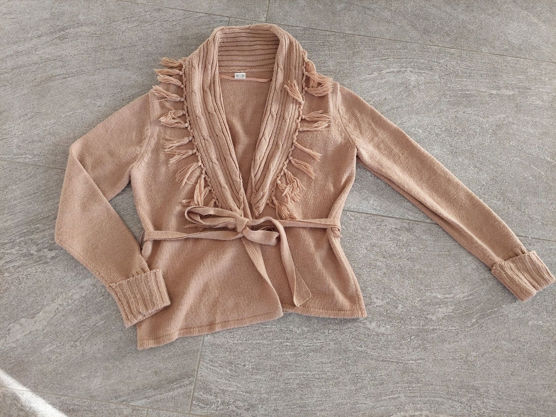 Giacche: Strickjacke Grösse 40 / 42 – Usato da Wiesendangen venduto da troawus