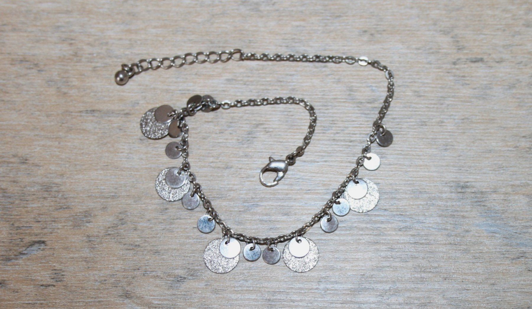 Bracelets: Armkettchen / Fusskettchen – D'occasion à Otelfingen par Jupi07 7