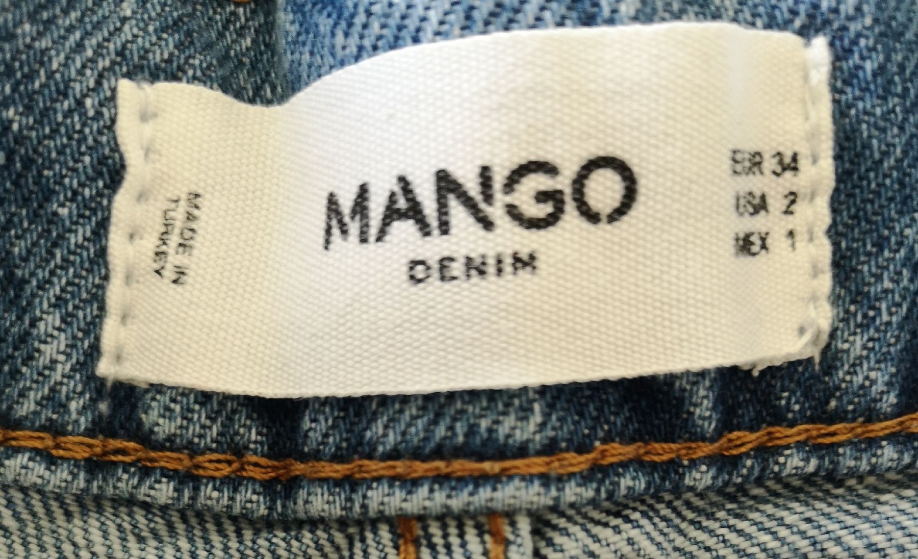 Jeans: Jeans-Hotpans Gr. 34 - Spendenaktion – Usato da Unterkulm venduto da Beljasch 6