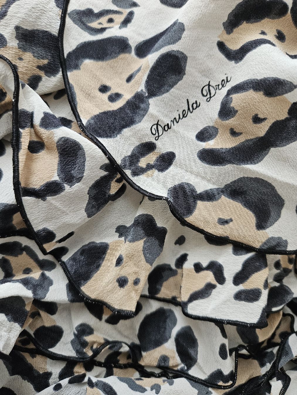 Tops: Leoprint Top – D'occasion à Ebikon par SecondChance_byM 4