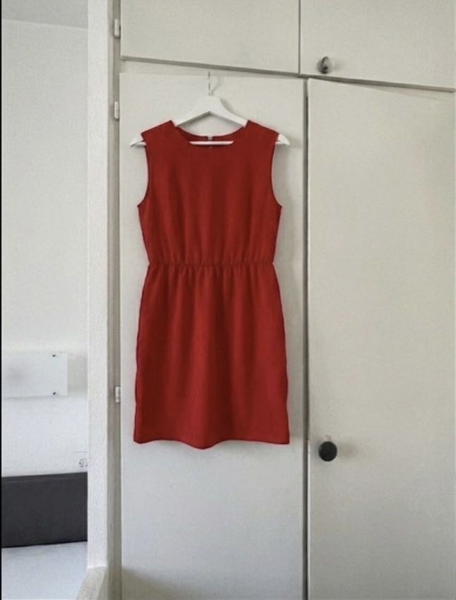 Vestiti: Robe rouge d'été chic taille 36 – Nuovo (secondo la descrizione) da Lausanne venduto da LILI0125