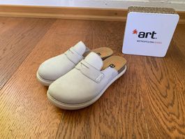 Art Rhodes 1724 nobuck bone Gr.37. Mules
