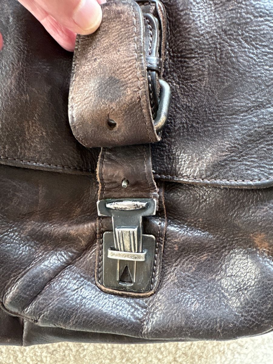 Aunts & Uncles Borse: aunts&uncles Vintage Leder Umhängetasche – Usato da Zürich venduto da wei_8n2l 2