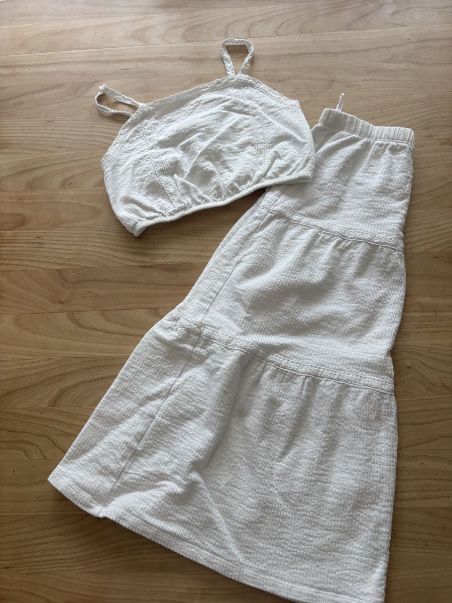 Vestiti & Gonne: 2 teiliges Kleid – Usato da Bergdietikon venduto da Marineh2004