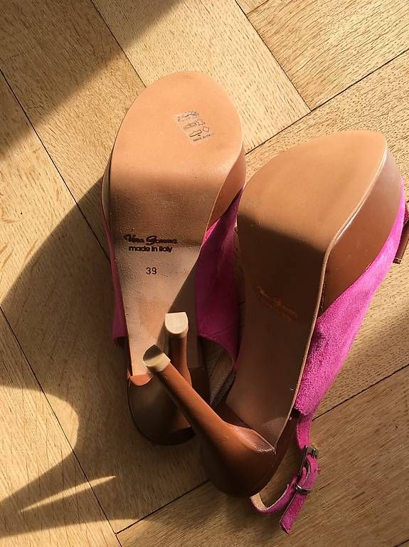 Scarpe da donna: NUOVI - Sandali scamosciati – Nuovo (secondo la descrizione) da Bellinzona venduto da parcanoa 2