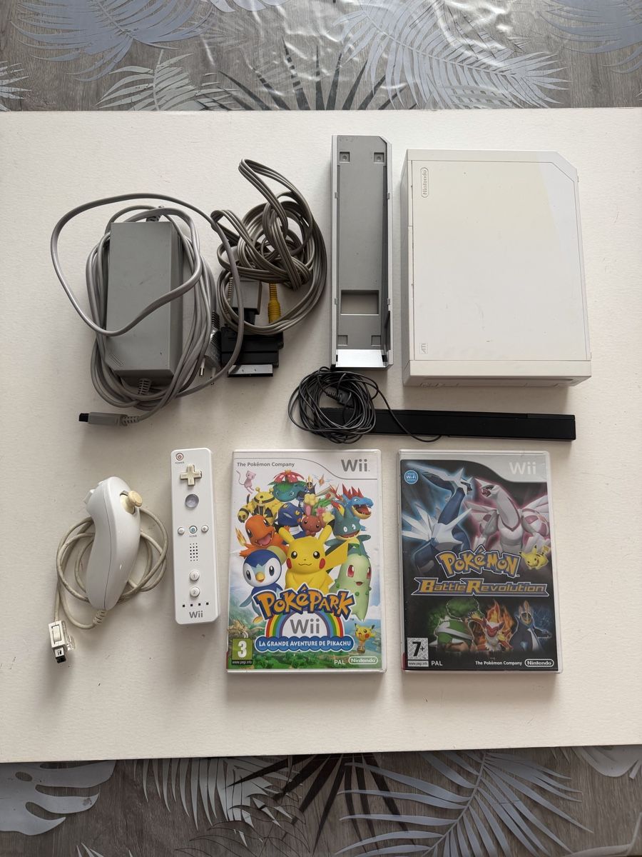 Nintendo Console: Console Nintendo Wii + 2 jeux Pokémon – Usato da Genève venduto da sho_67qj