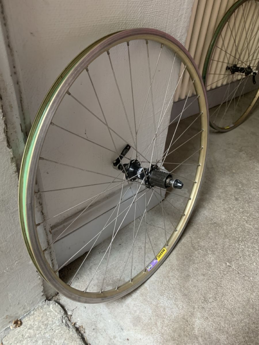 Pneumatici & Ruote complete: Radsatz Mavic 221 Gold, Shimano Deore LX Naben – Usato da Basel venduto da Clover_Crest 1