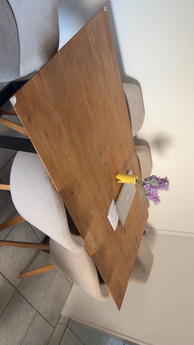 Tischset: Wooden Dining Table with 6 Chairs Good Condition – Gebraucht aus Dietikon von adr_pw26 2