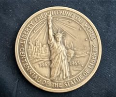Medaille Freiheitsstatue und U.S. Kapitol 1865-1965