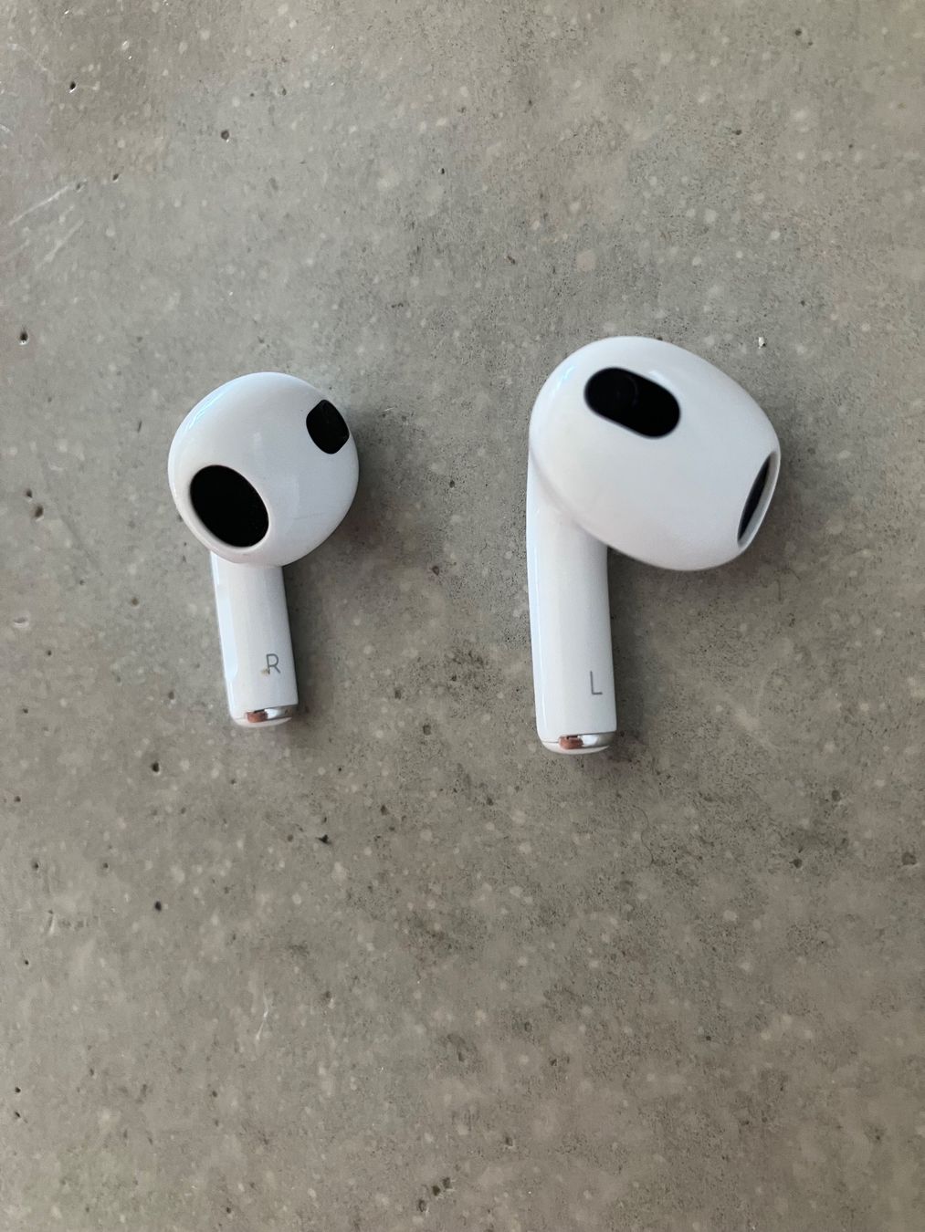 Apple Casques audio: Apple AirPods 3 – D'occasion à Lausanne par mr.v 6