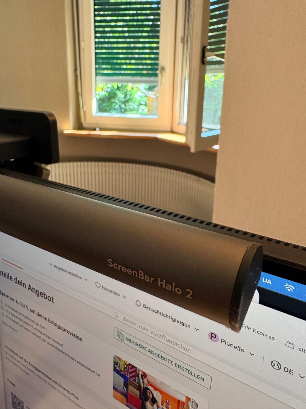 BenQ Lampade: BenQ Screenbar Halo 2 – Usato da Brunnen venduto da Piacello 3