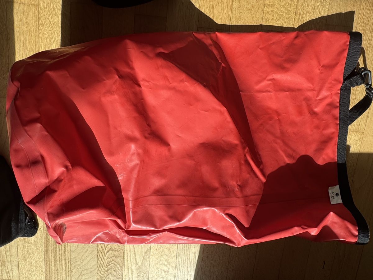 46 Nord Borse: 46N L Schwimmsack in red – Usato da Münchenstein venduto da ArleneLM 2