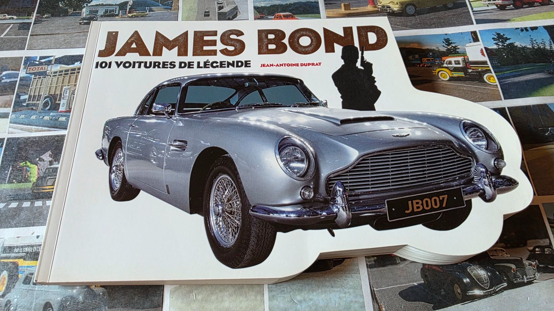 Libri: Livre James Bond 101 voitures – Usato da Donneloye venduto da bls1981