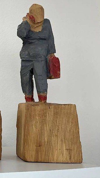 Sculture & Statue: Daniel Eggli "Business People" Holzskulptur – Original – Usato da Zug venduto da 87mm 1