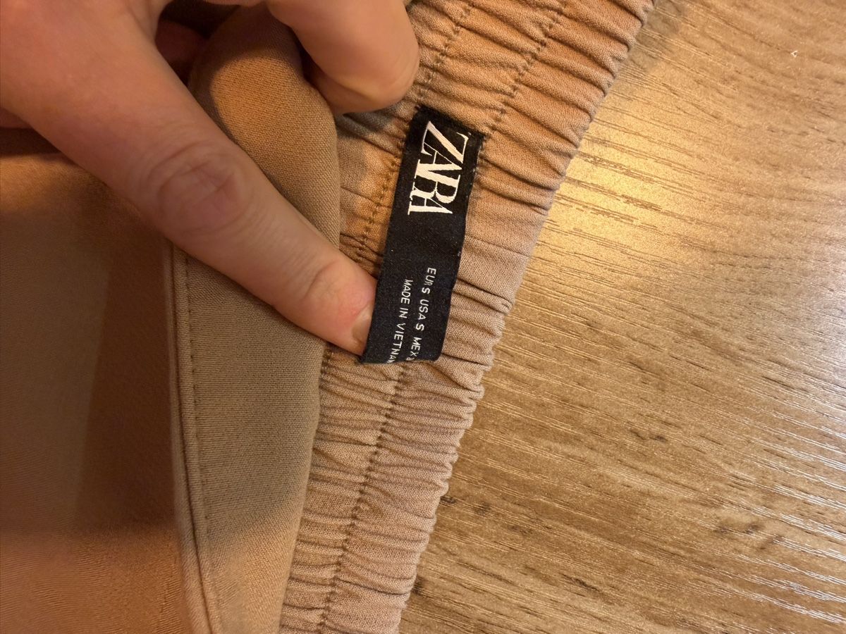 Pantaloni: Schicke Zara Hose Gr. S  – Usato da Hohenrain venduto da Flysohighmybutterfly 1