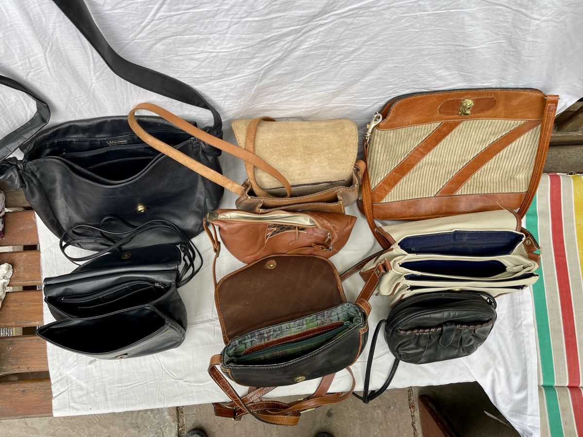 Borse da donna: Handtaschen 8 Stk – Usato da Arlesheim venduto da ren_5d2b 1