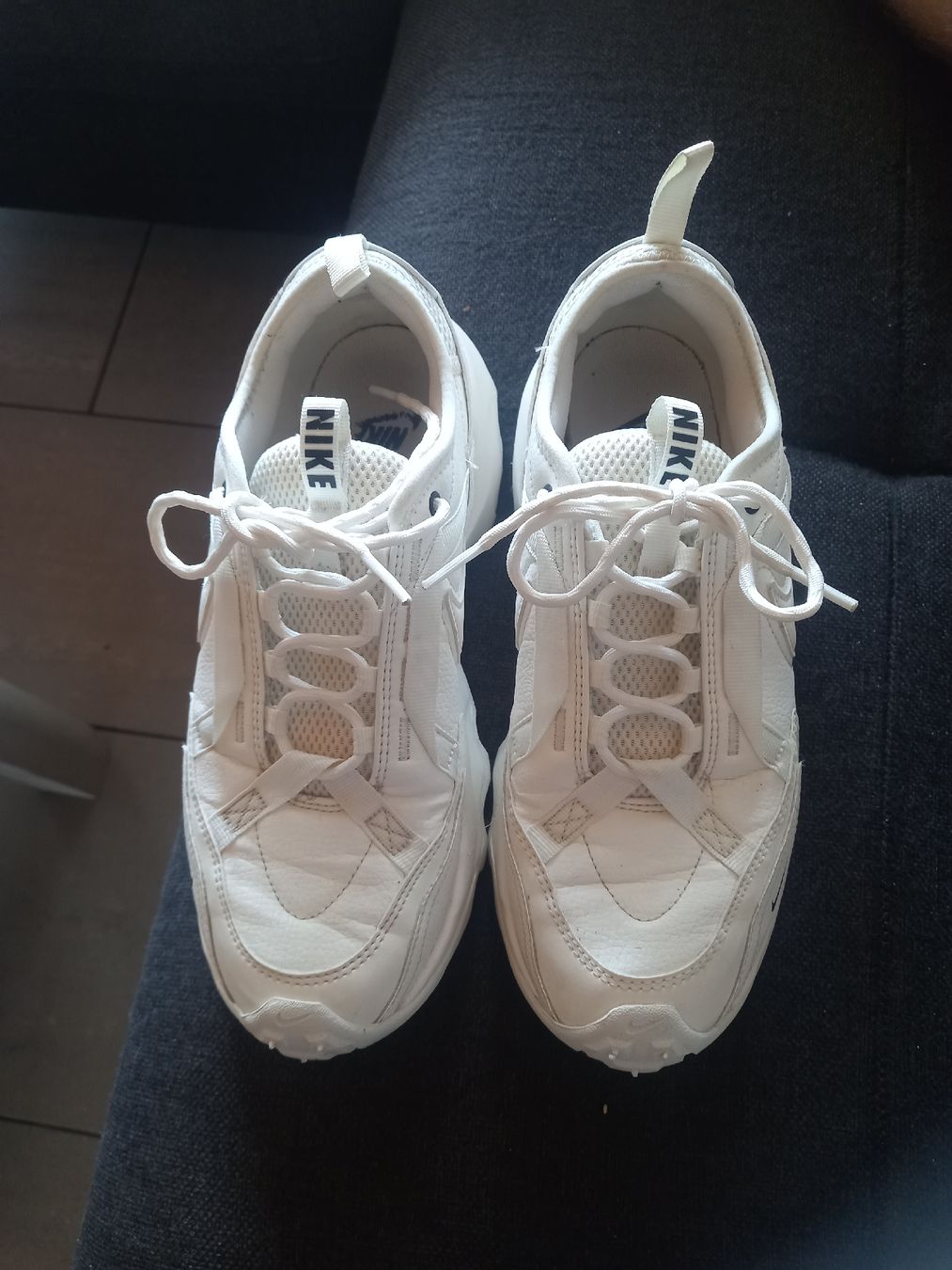Nike Chaussures hommes: weisse Nike Schuhe – Neuf (Voir description) à Riet (Neftenbach) par ste_r7bf 2
