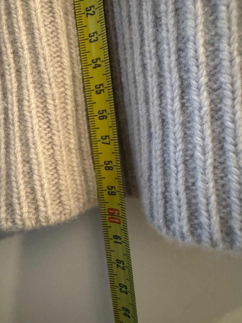 H&M Maglioni & Felpe: H&M Premium Wool/Cashmere Blend – Usato da Obfelden venduto da cesarina10 5