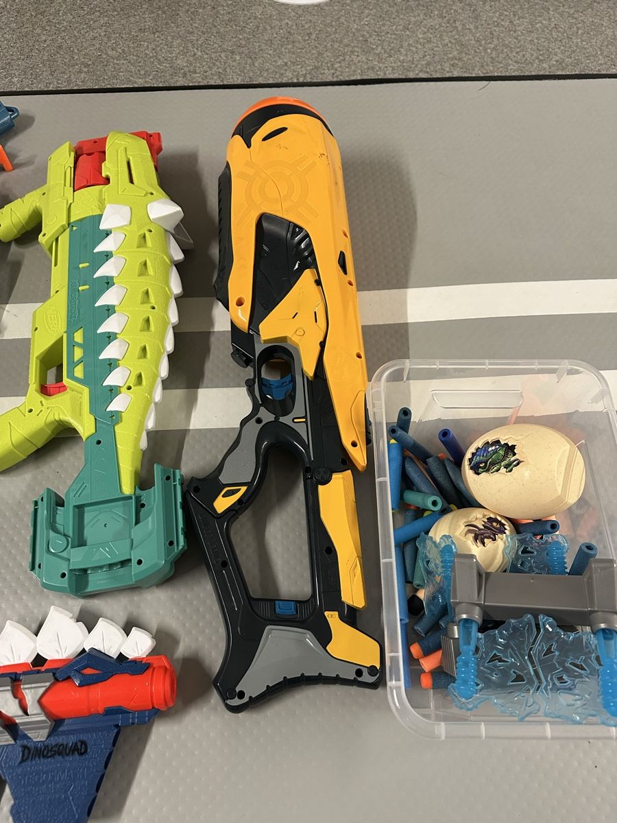 Nerf Spielzeuge: Nerf Gun Bundle - Variety of Blasters & Darts - Fun! – Neu (gemäss Beschreibung) aus Bassins von cyb_bp29 1