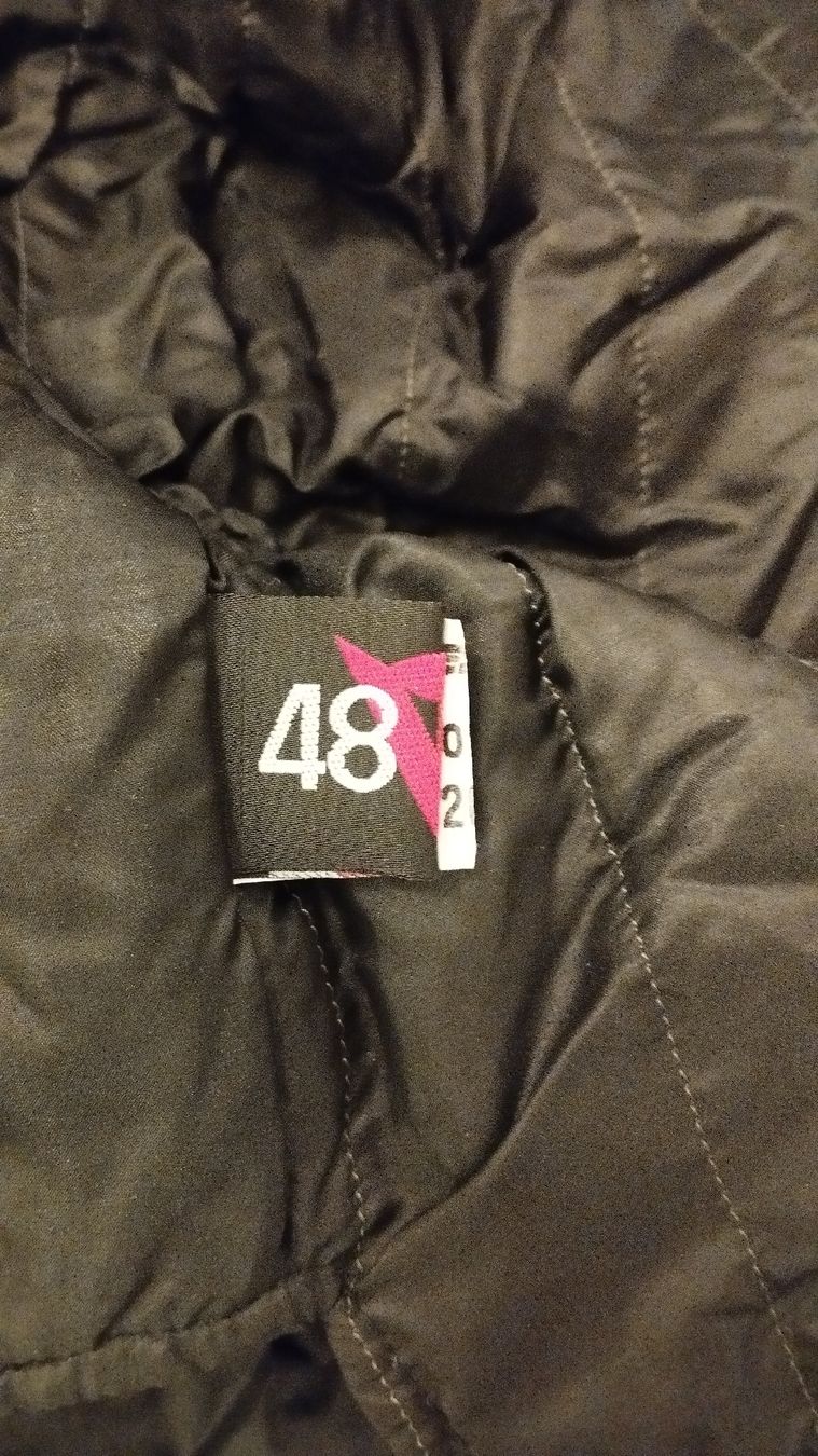 Dainese Giacche: Schwarze Dainese Motorradjacke, Grösse 48 – Usato da Basel venduto da Schof 5