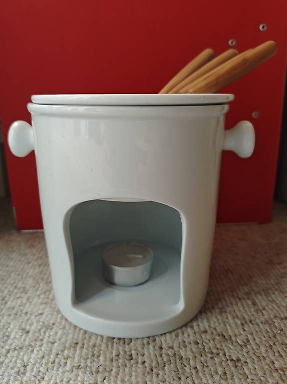 Geschirrsets: Schokoladenfondue Set mit 4 Gabeln NEU – Neu (gemäss Beschreibung) aus Illnau von Buechermaus