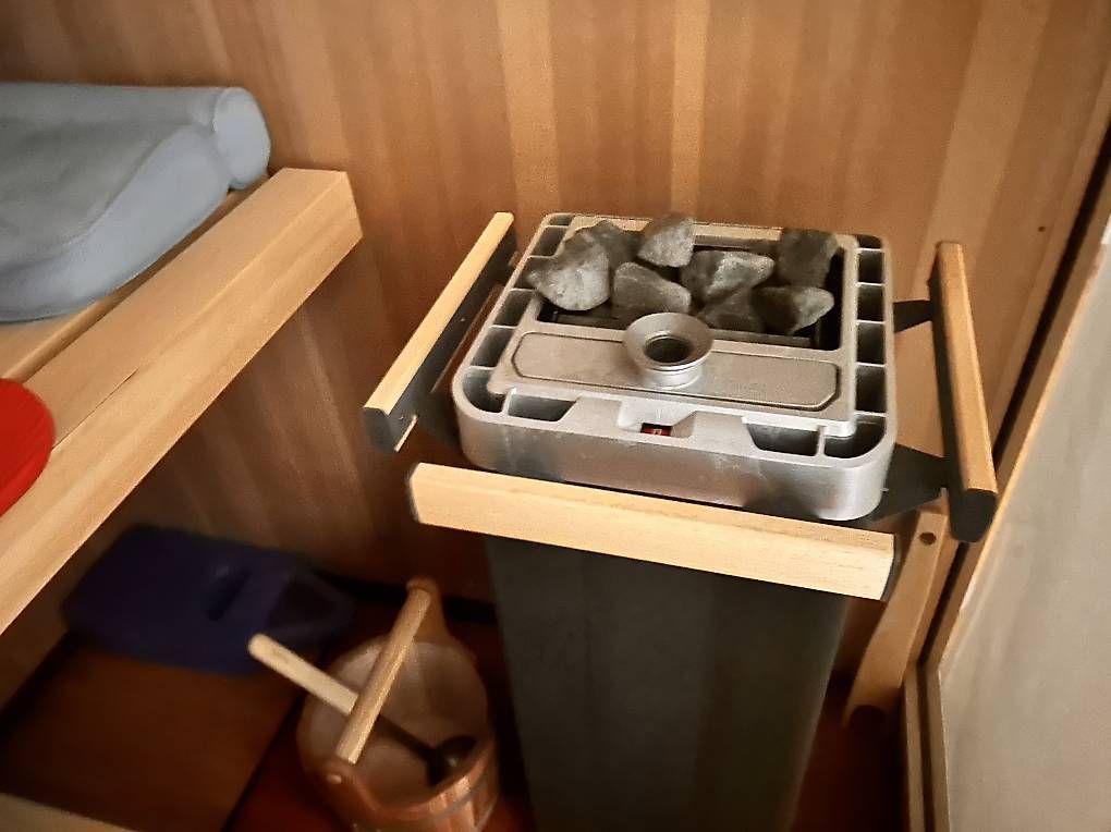 Sauna & Zubehör: Finnische Sauna – Gebraucht aus Elsau von Elvirab65