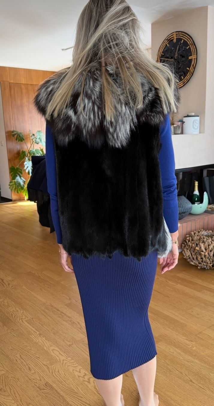 Gilets: Nerz und Fuchsweste  Grösse M/L – D'occasion à Zollikon par Jamielynnhucks 2