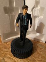Fox Mulder Figurine Dark Horse