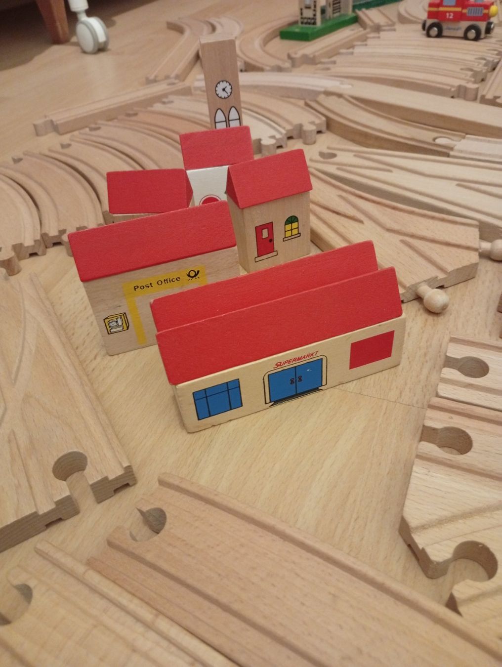Brio Spielzeuge: Großes Brio Holzeisenbahn Set – Gebraucht aus Winterthur von Rogue01 3