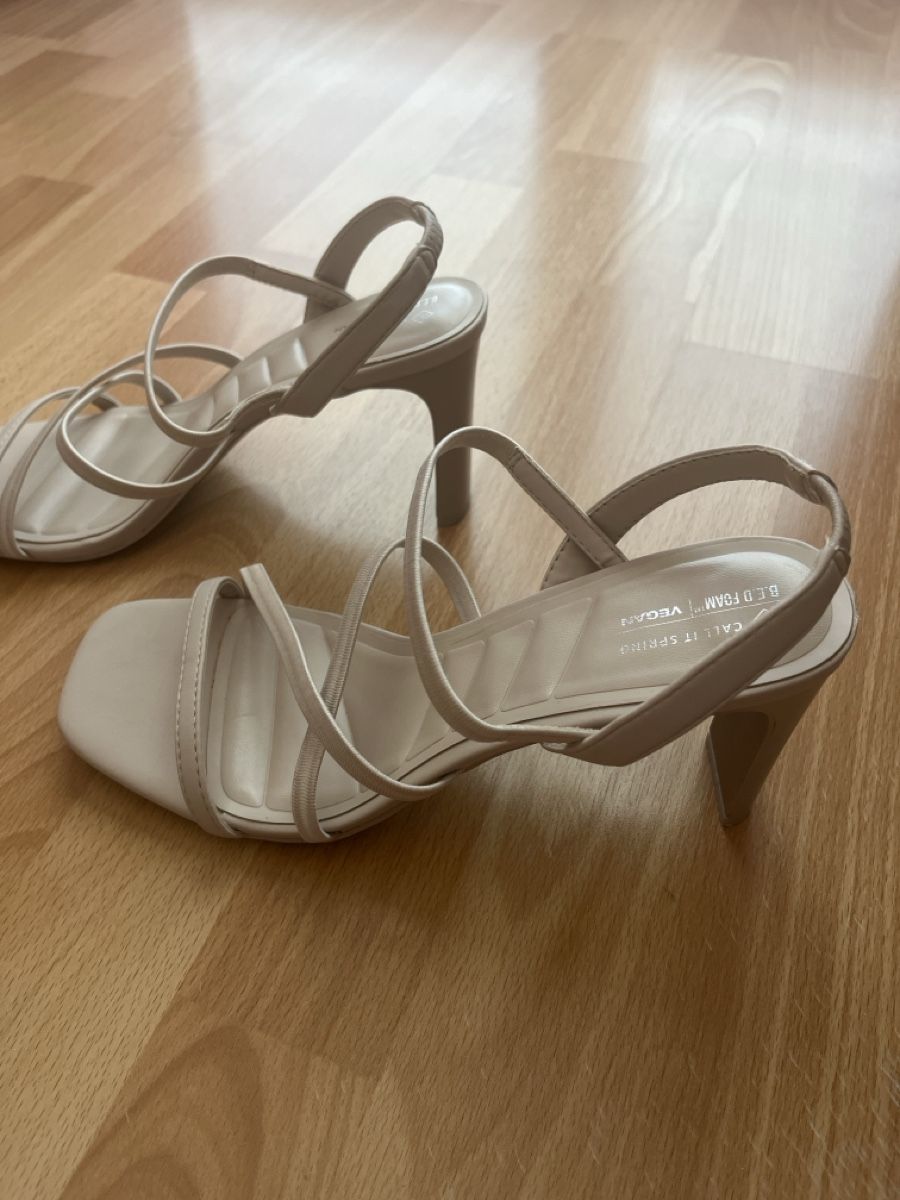 Scarpe da donna: Sandales à talon Call It Spring beige – Usato da Duillier venduto da alicedopp 1