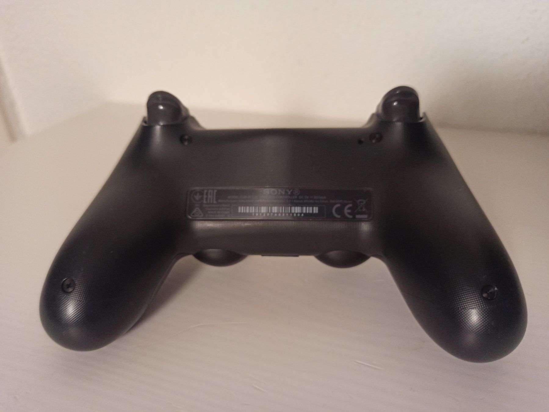 Controller: Original Controller Sony PS4 Wireless DualShock 4 V2 TOP – Usato da Oberweningen venduto da mar_87mx 7