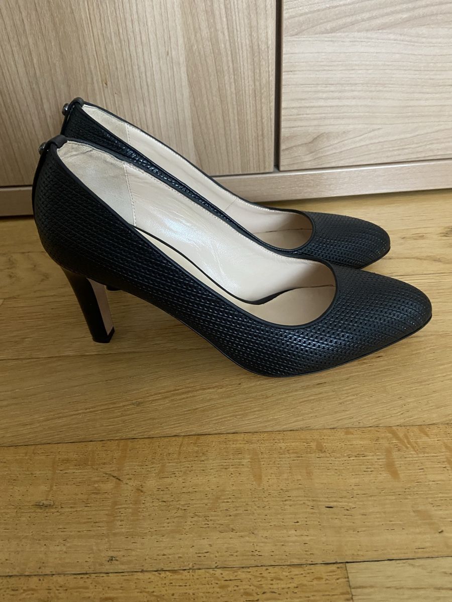Navyboot Scarpe da donna: SEHR SCHÖNES NAVYBOOT PUMPS GRÖSSE 40 – Nuovo (secondo la descrizione) da Zürich venduto da schneeflocke303 1