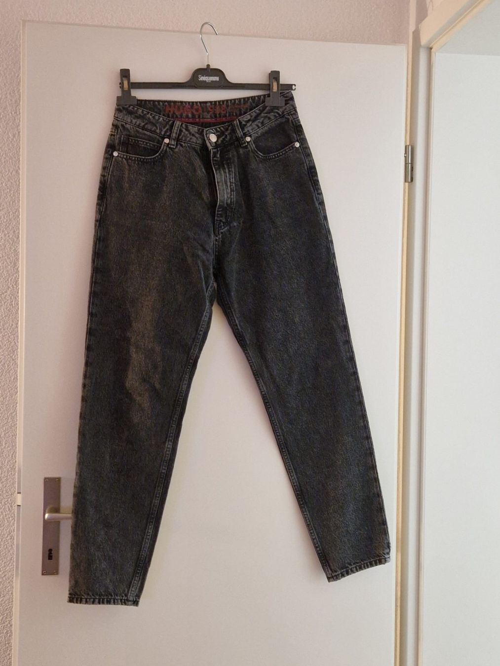 Hugo Boss Jeans: Jeans HUGO – Usato da Bern venduto da Iuliia_novova 1