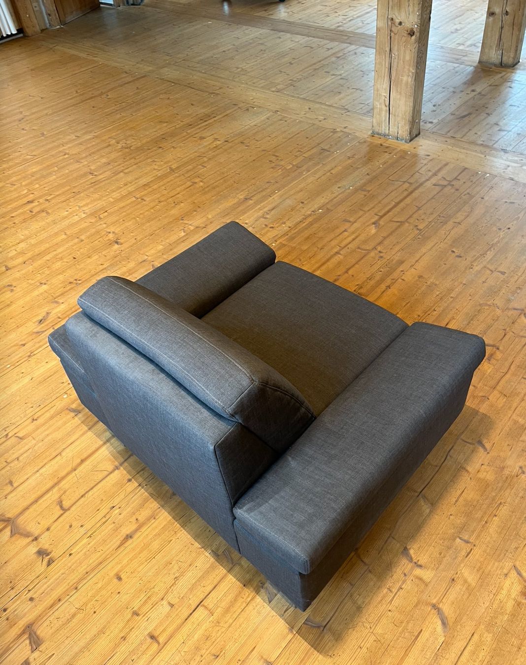 Poltrone: Bequemes 1-Sitzer Sofa / Sessel – Usato da Sissach venduto da OF1 2