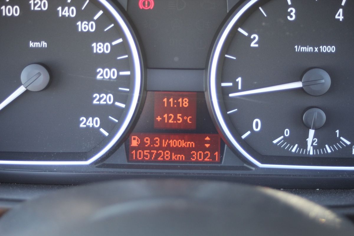 BMW Automobili: Bmw 118 i Cabrio – Usato da Schötz venduto da LarsB.01 4